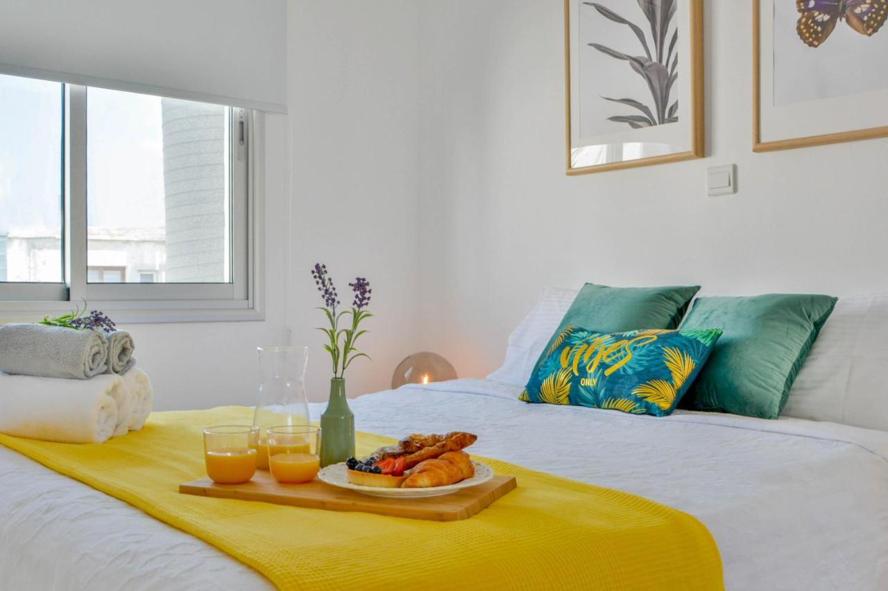 Phaedrus Living: Seaside Luxury Flat Lighthouse 67 Lägenhet Paphos Exteriör bild