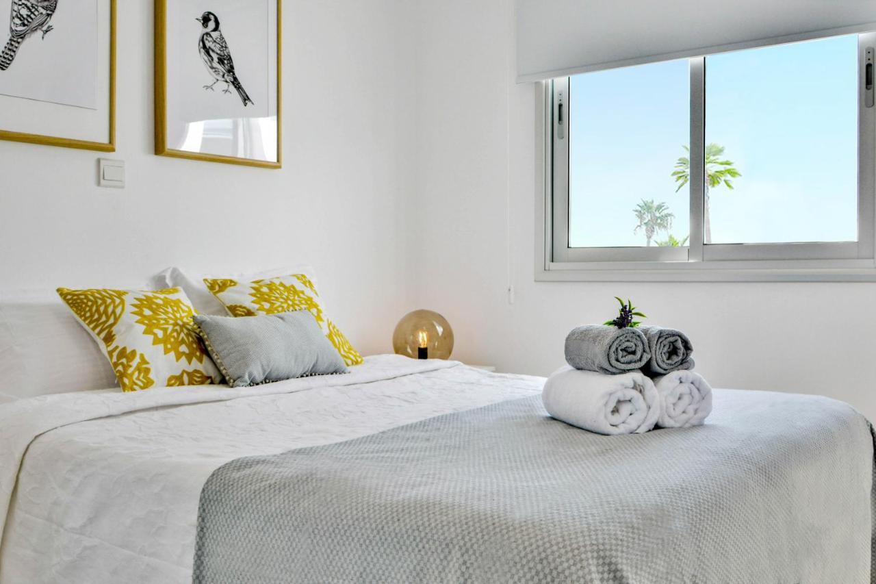 Phaedrus Living: Seaside Luxury Flat Lighthouse 67 Lägenhet Paphos Exteriör bild